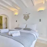 Hotel Mykonian Mews
