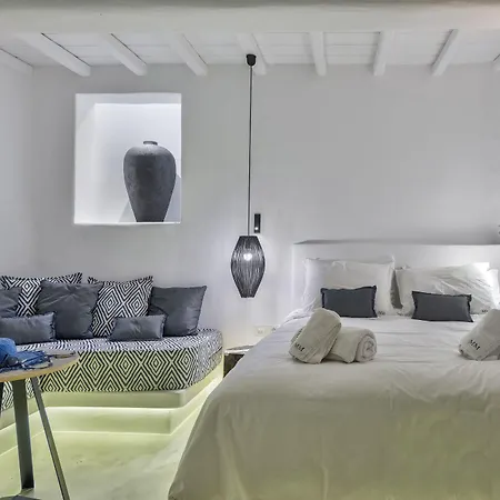 Mykonian Mews Hotel 3*