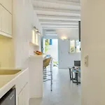 Mykonian Mews Hotel