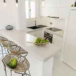 Mykonian Mews Hotel 3*